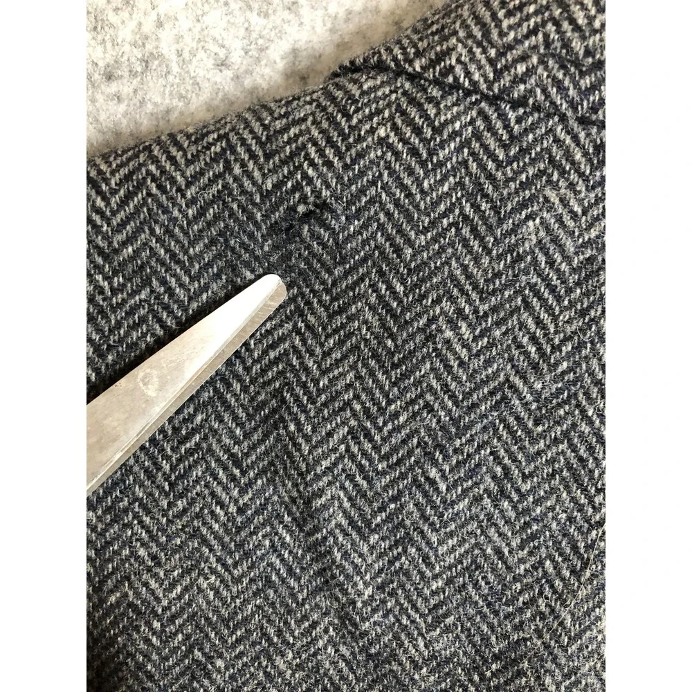 Jos. A. Bank Blazer Mens 40R Gray Wool Herringbone Tweed Sport Coat Flaw